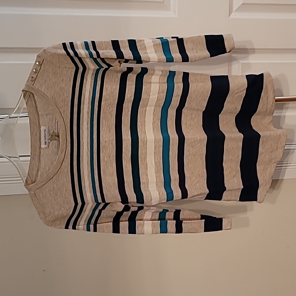 Three Quarter Length Top